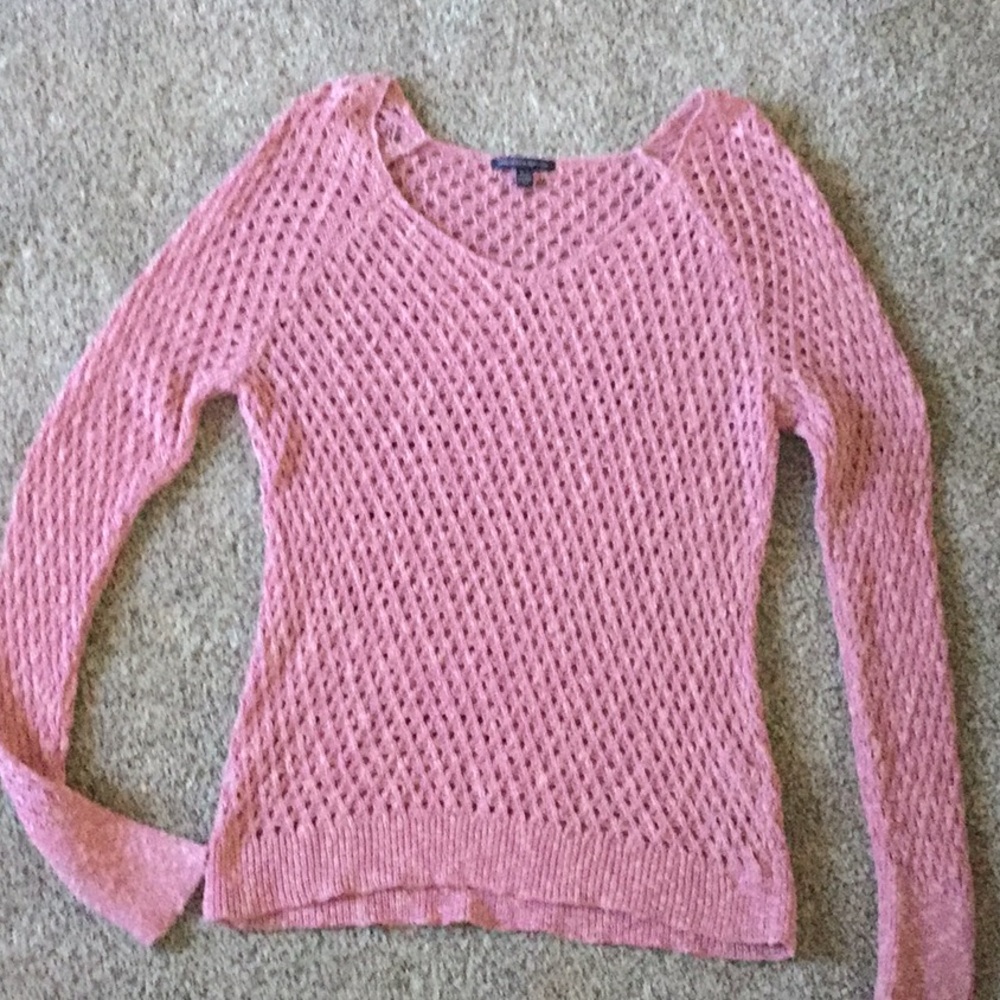 American Eagle pink sweater